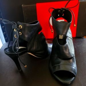 G by Guess - 8.5 M Black High Heels